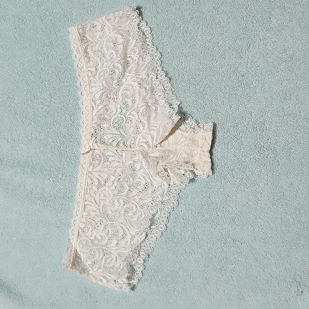 Honeydew Ivory Lace Cat Hipster Panty XL